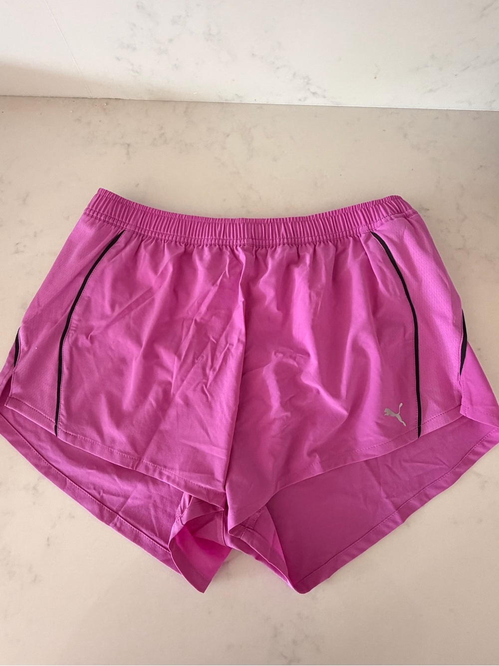 NWT PUMA Run Velocity 3” Shorts Wild Berry M